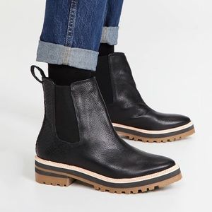 Kaanas Pontevedra Chelsea lug sole booties boots